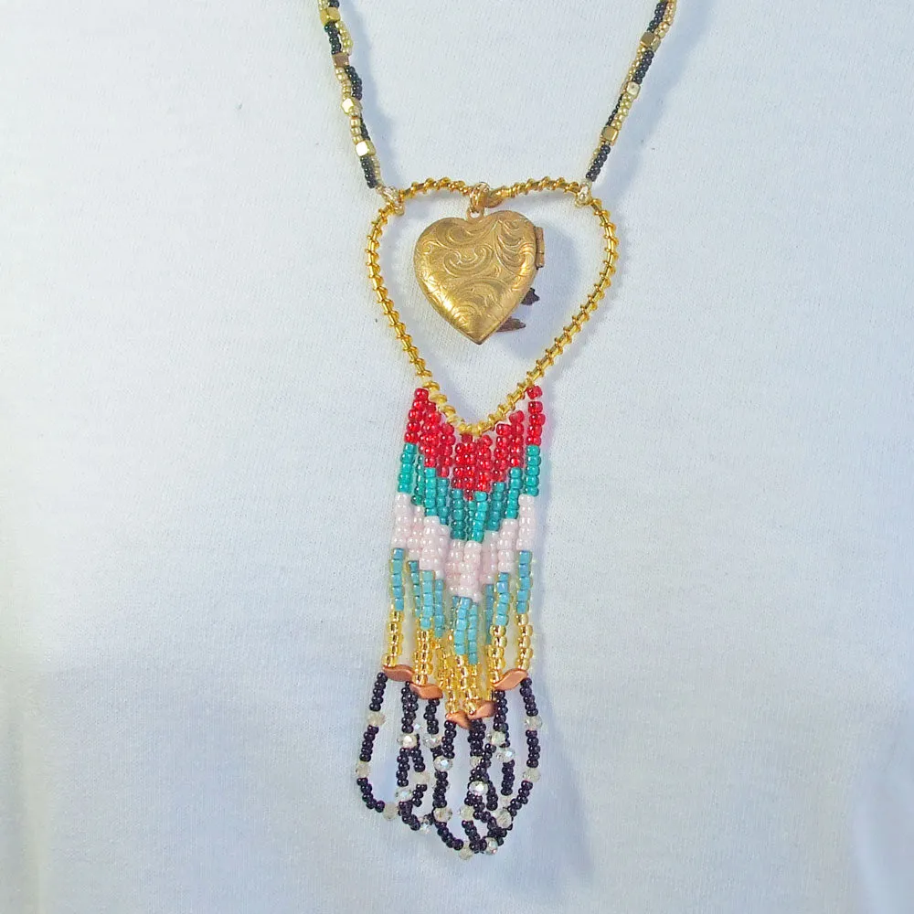 Genell, Wire Design, Heart Shape Fringe, Pendant Necklace