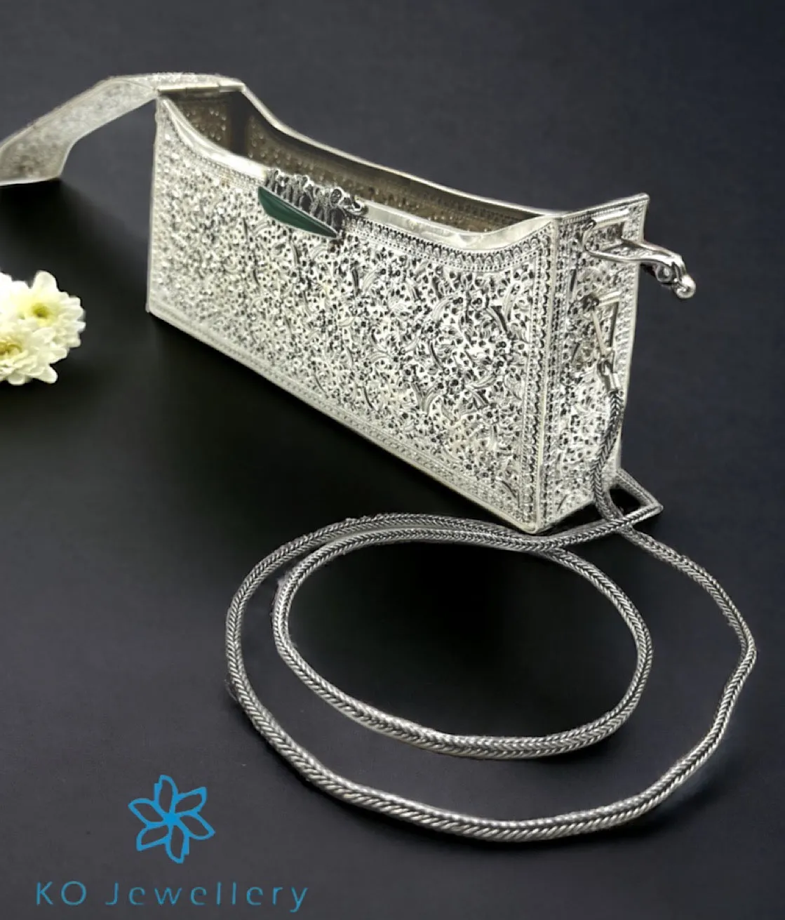 The Bespoke Luxury Silver Purse